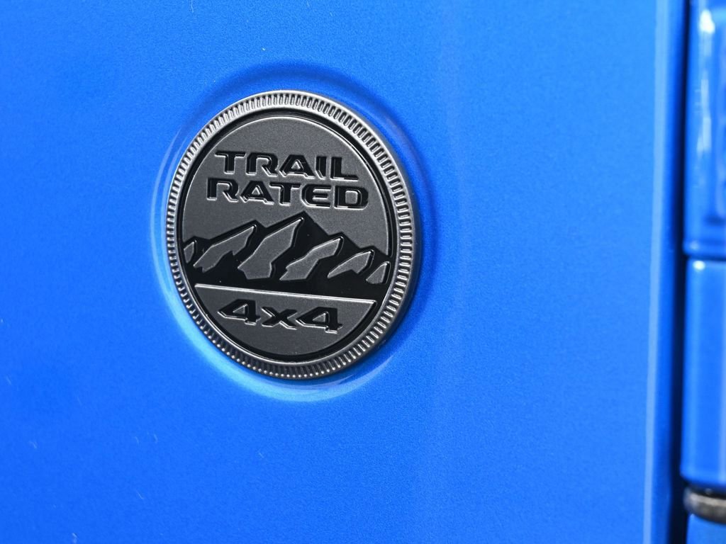Used 2025 Jeep Wrangler Unlimited Sahara AWD/4WD image 27