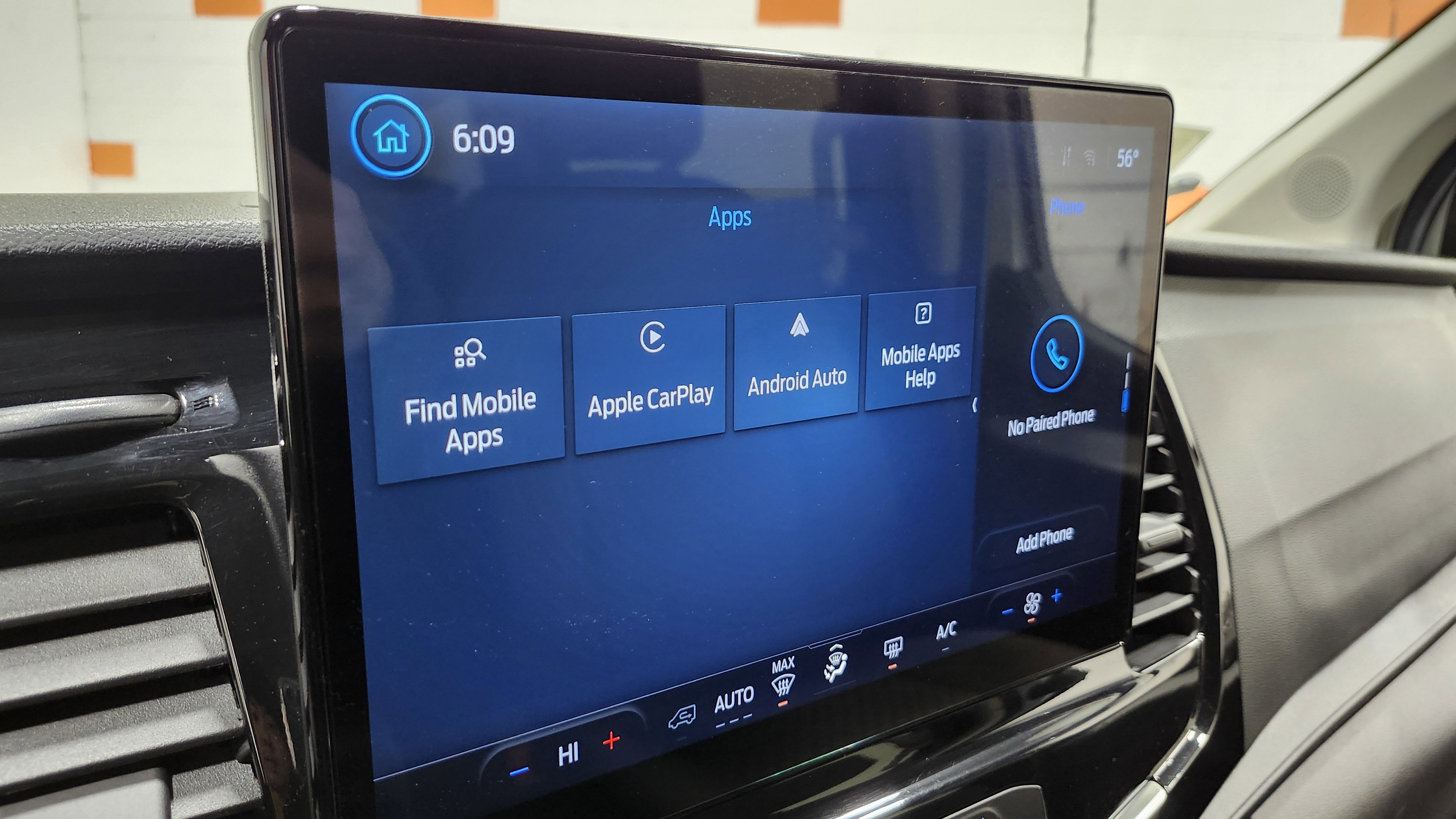 Used 2023 Ford Transit 350 XLT image 6