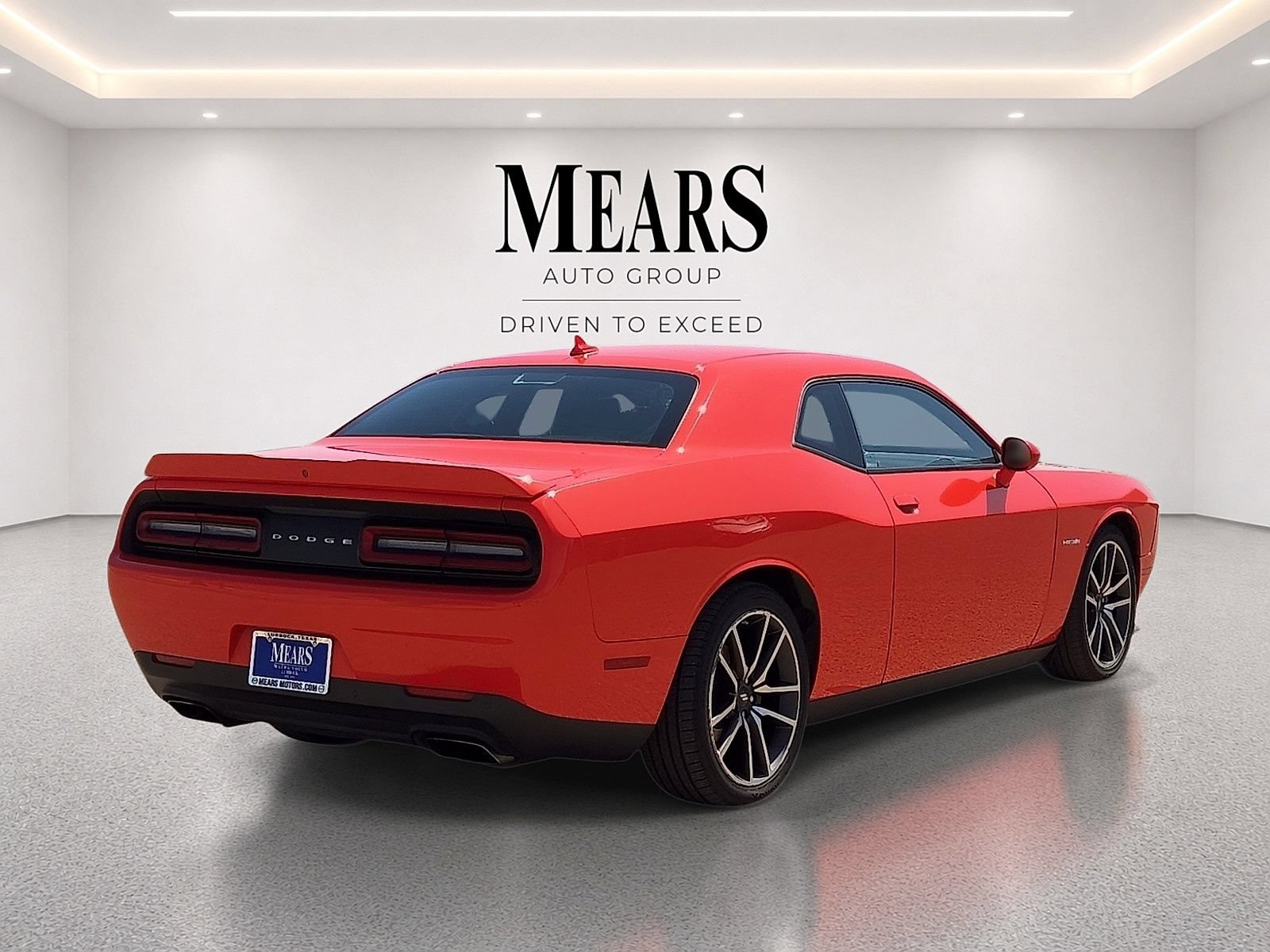 Used 2022 Dodge Challenger R/T w/ Plus Package RWD image 5