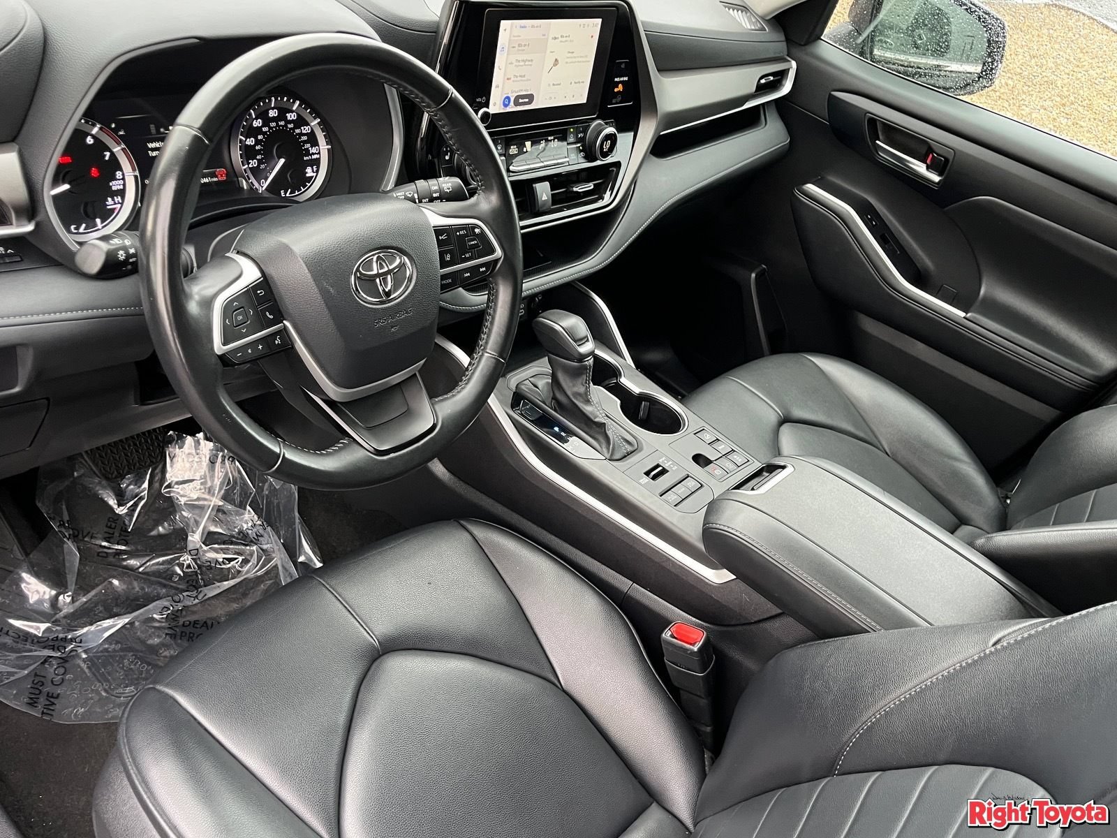 Certified 2024 Toyota Highlander XLE AWD/4WD image 20