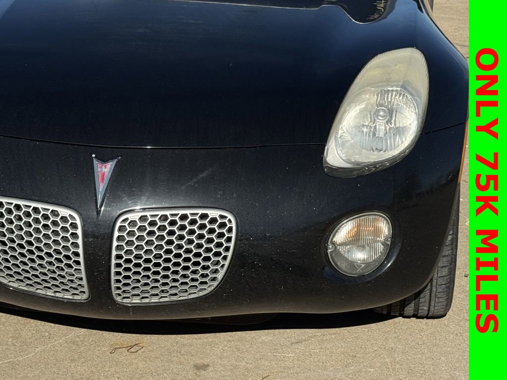 Used 2007 Pontiac Solstice Convertible w/ Premium Package image 9