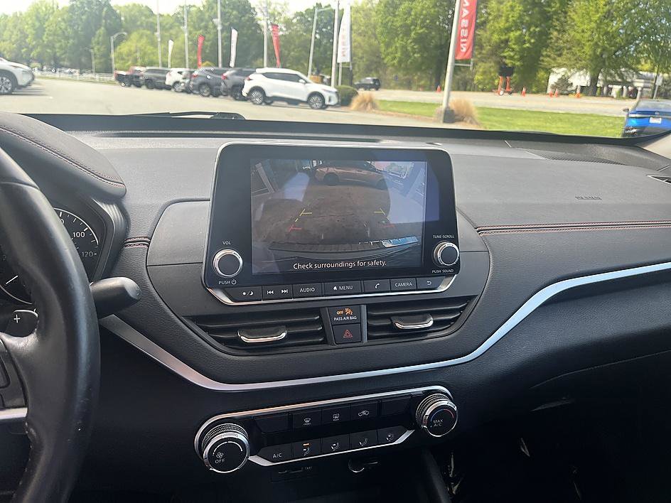 Used 2019 Nissan Altima 2.5 SR image 16