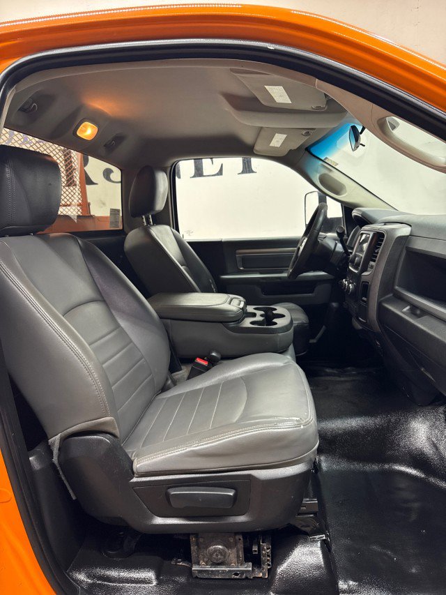 Used 2017 RAM 3500 Tradesman w/ Power & Remote Entry Group RWD image 17