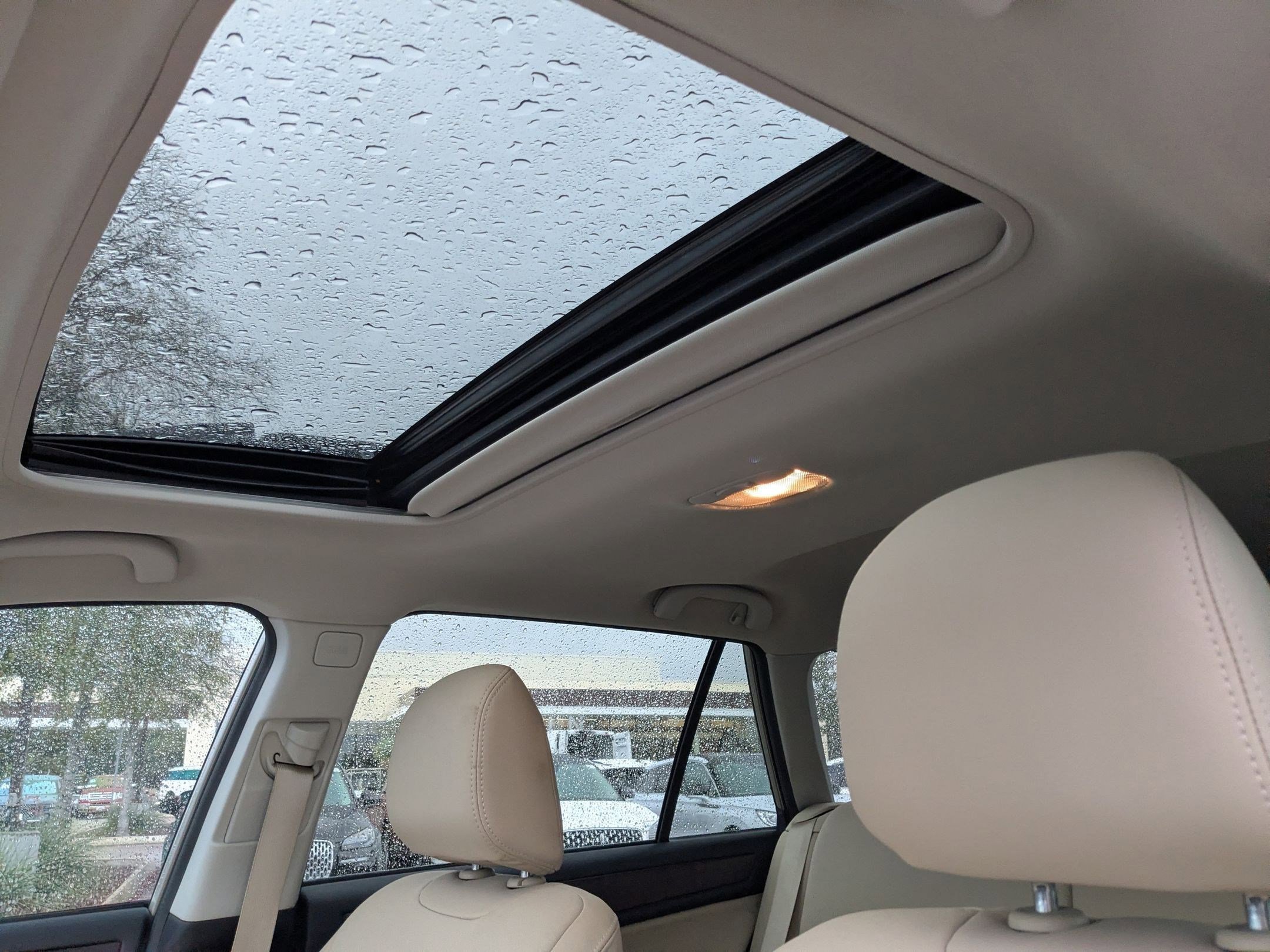 Used 2016 Subaru Outback 3.6R Limited image 13