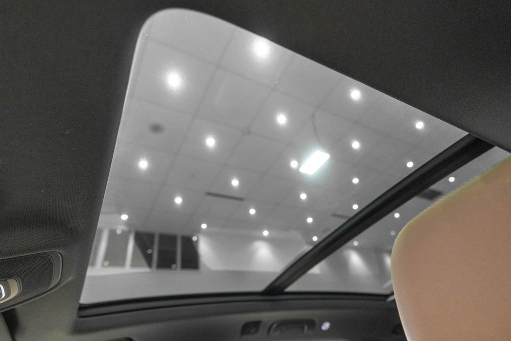 Used 2020 Audi Q7 3.0T Premium Plus image 24