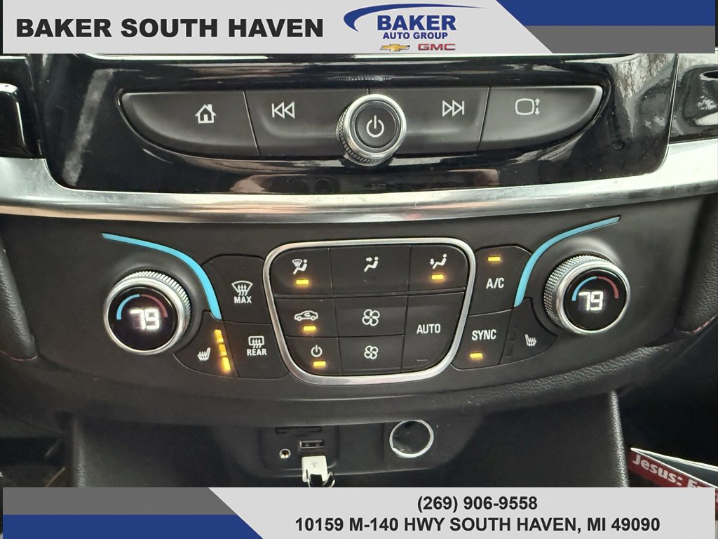 Used 2023 Chevrolet Traverse RS image 18