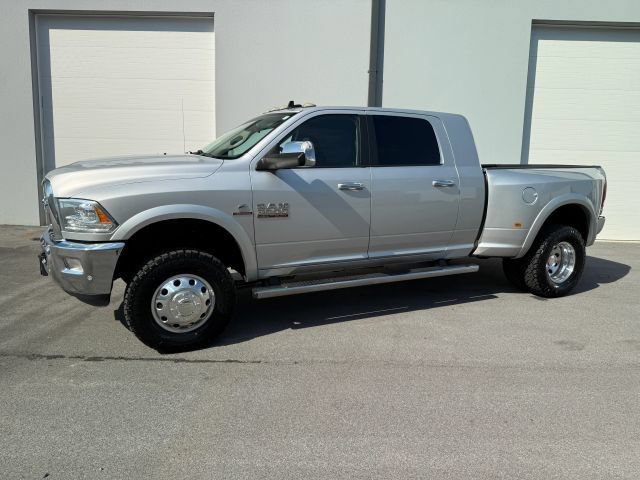 Used 2018 RAM 3500 Laramie AWD/4WD image 3