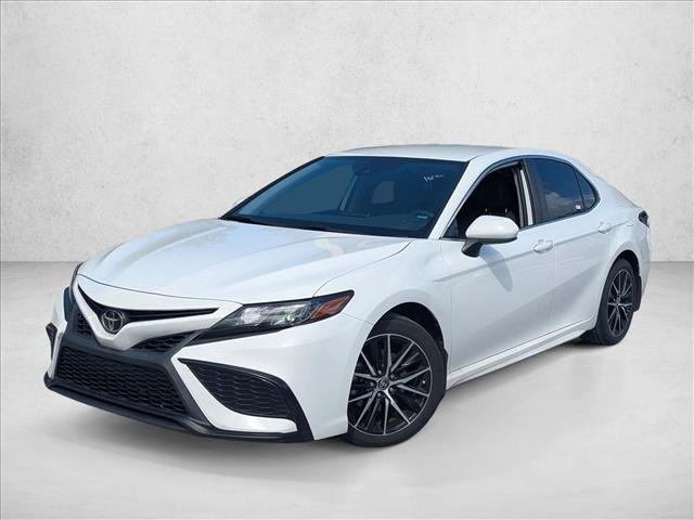 Used 2021 Toyota Camry SE
