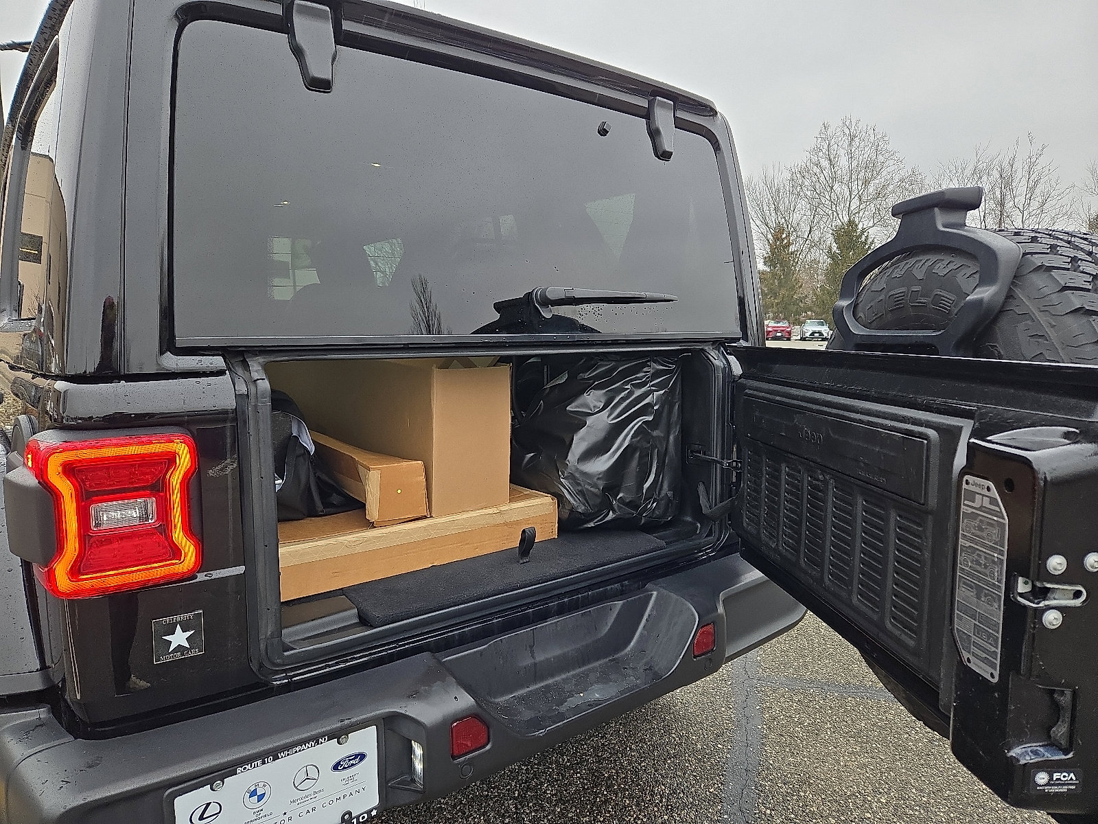 Used 2022 Jeep Wrangler Unlimited Sahara image 28