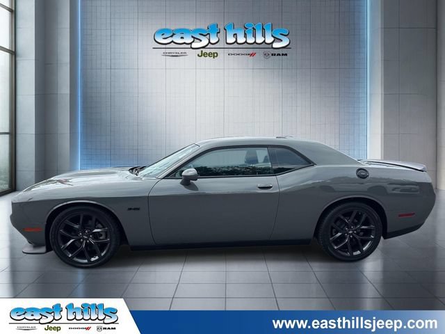 Certified 2023 Dodge Challenger R/T w/ Blacktop Package RWD image 6