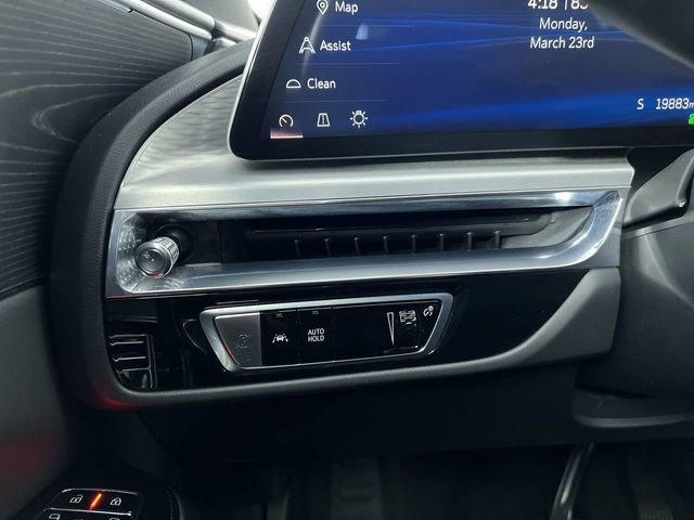 Used 2024 Cadillac Lyriq Sport image 18