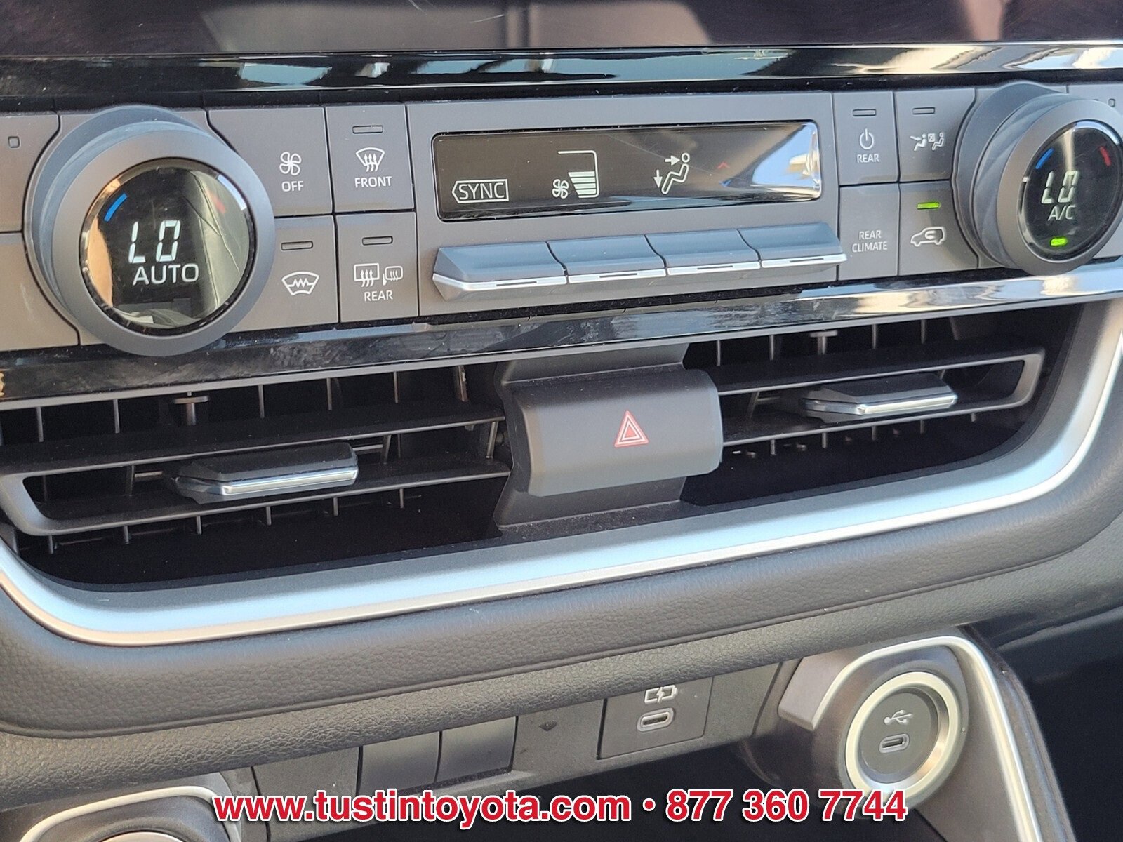 Certified 2024 Toyota Grand Highlander XLE image 24