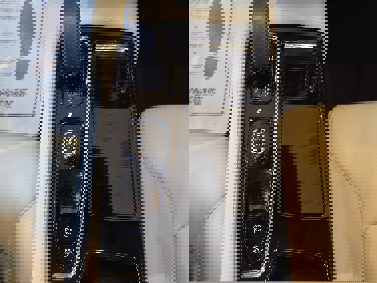 Used 2024 Volvo S60 T8 Plus w/ Climate Package AWD/4WD image 13