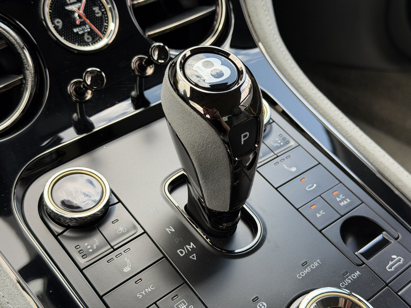 Certified 2025 Bentley Continental GT Speed AWD/4WD image 28