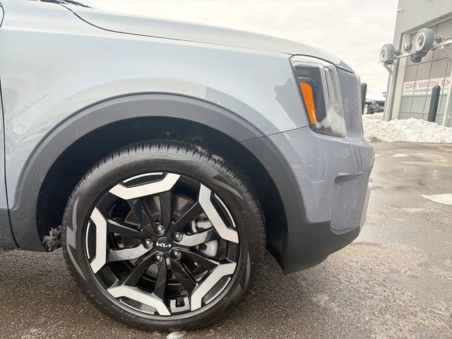 Used 2024 Kia Telluride S w/ S Sunroof Package image 12