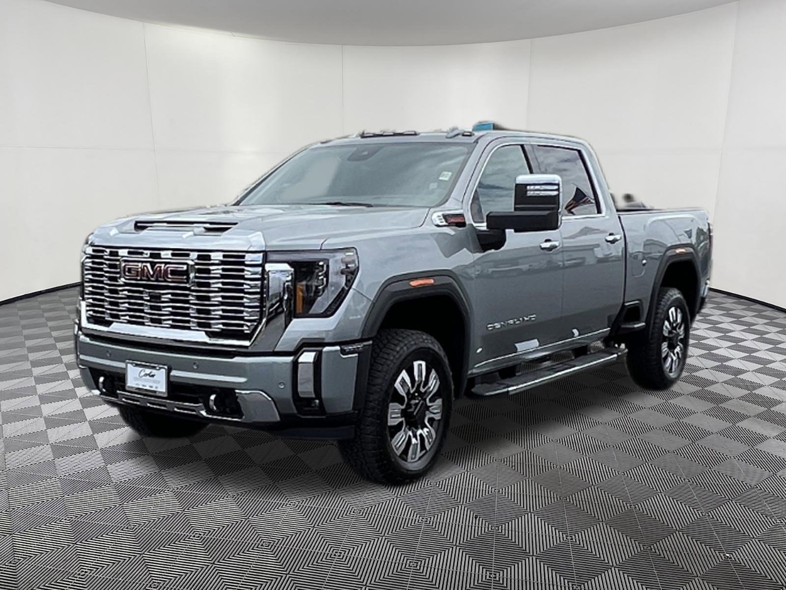 New 2026 GMC Sierra 2500 Denali w/ Denali Reserve Package AWD/4WD image 3