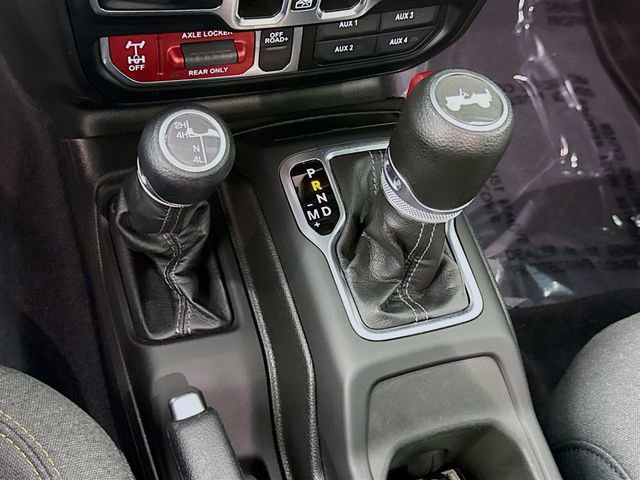 Used 2024 Jeep Wrangler Willys image 16