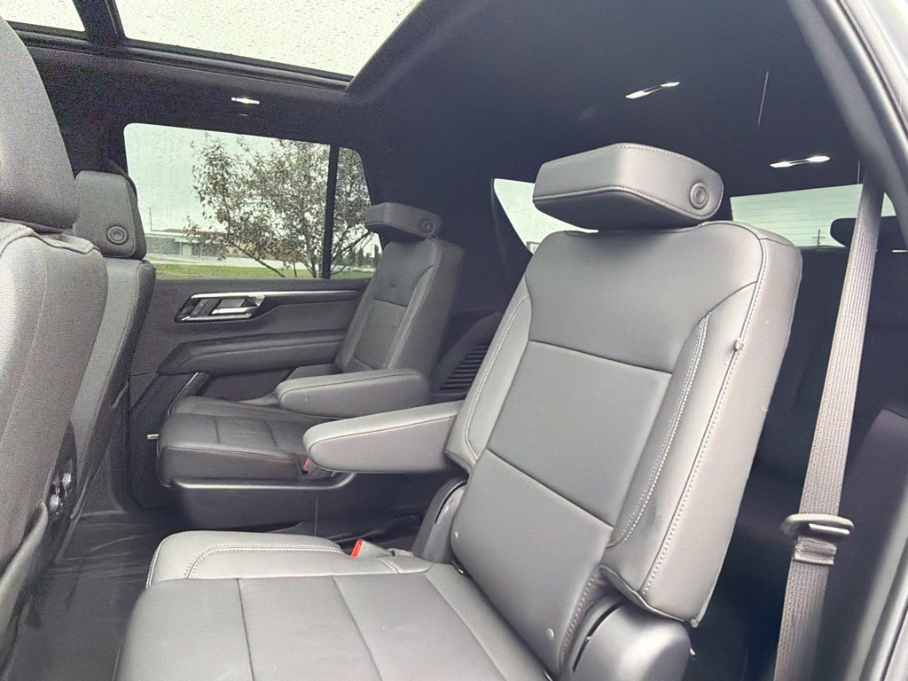 Used 2026 Chevrolet Tahoe Z71 w/ Comfort Package AWD/4WD image 44