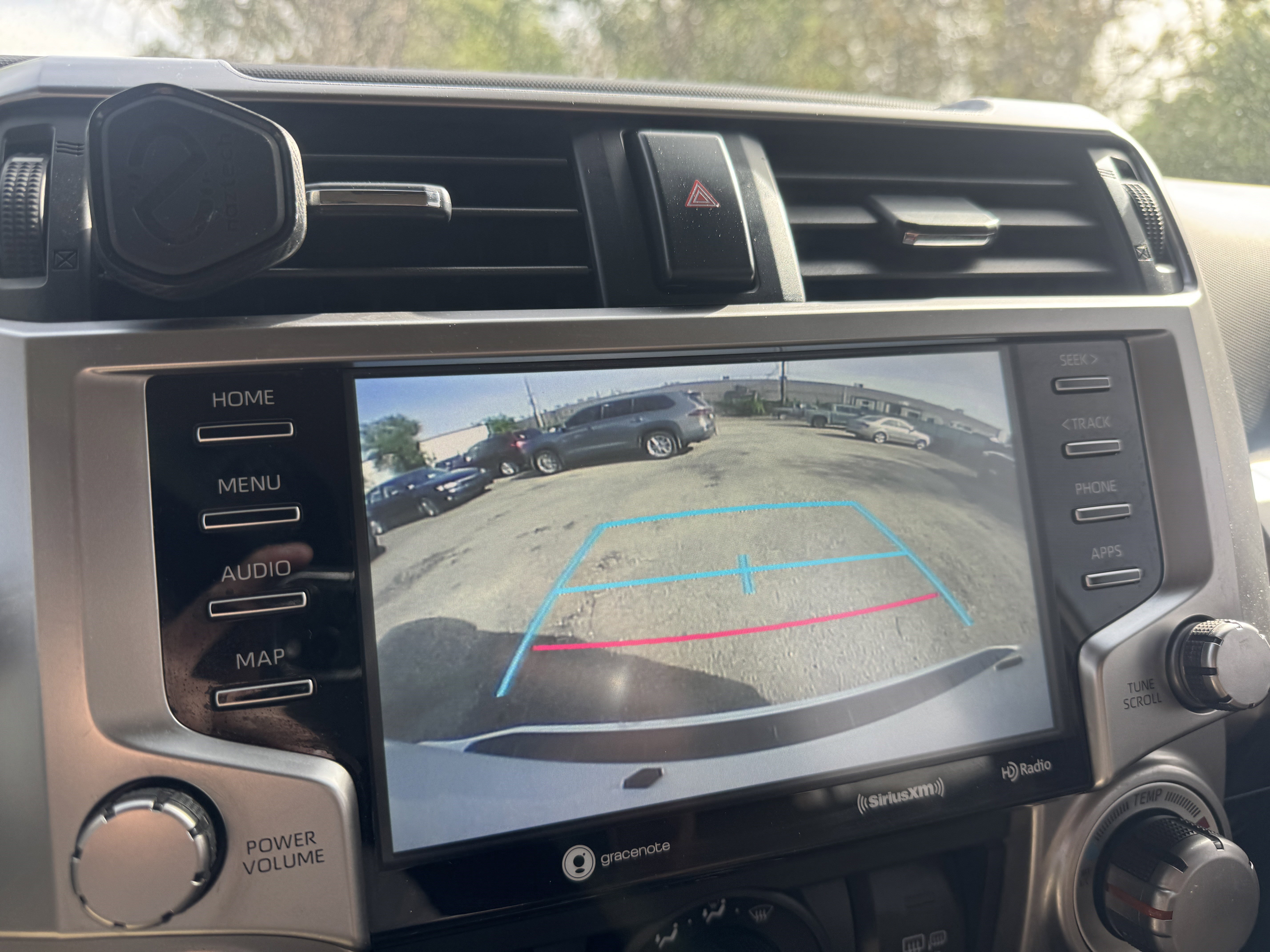 Used 2022 Toyota 4Runner SR5 AWD/4WD image 33