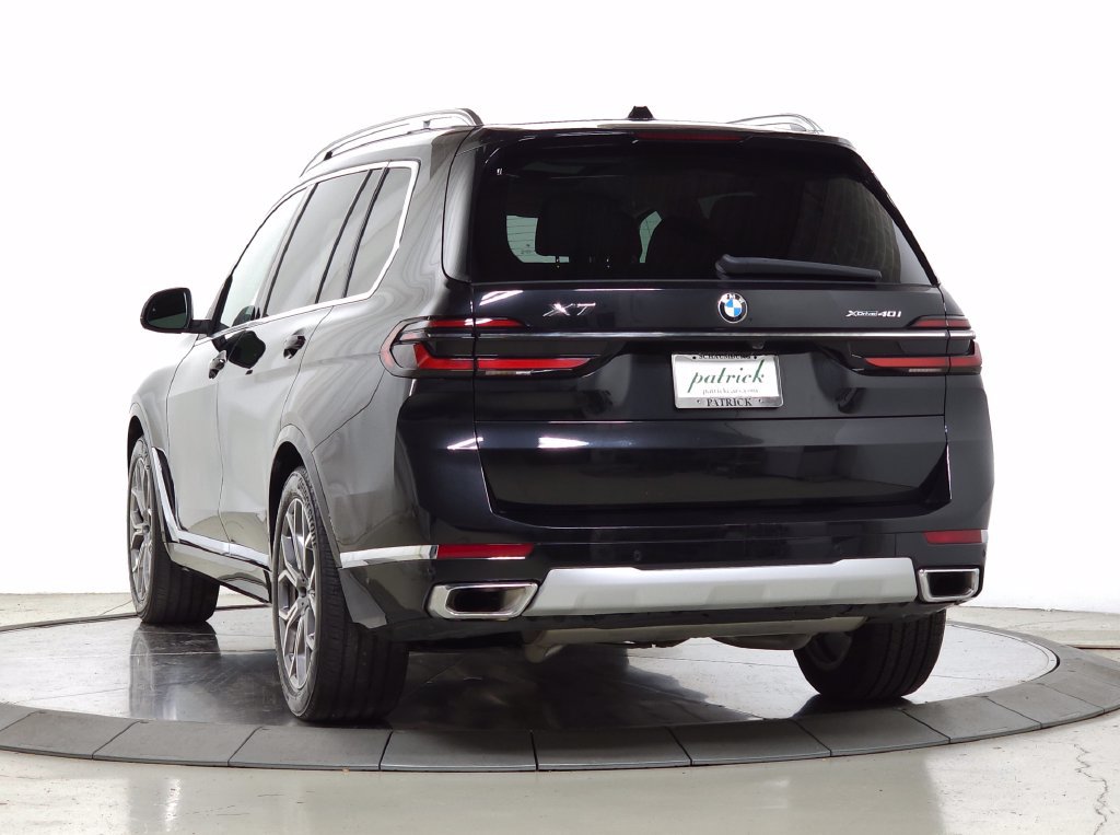 Used 2024 BMW X7 xDrive40i w/ Premium Package AWD/4WD image 6