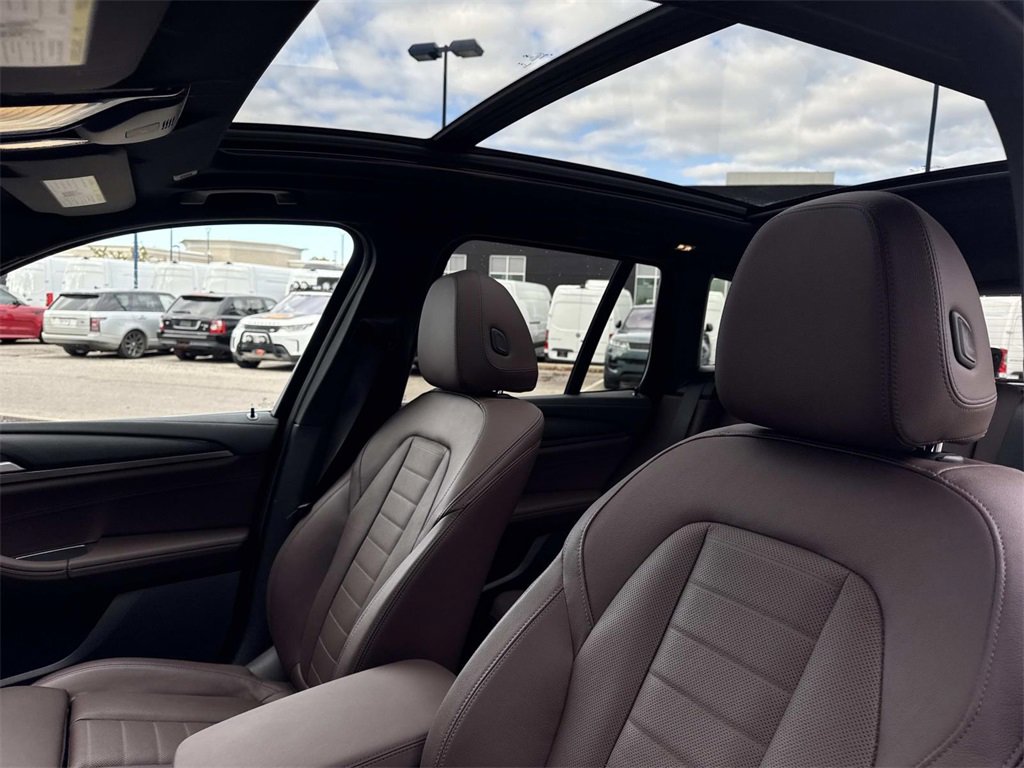 Used 2024 BMW X3 M40i image 19