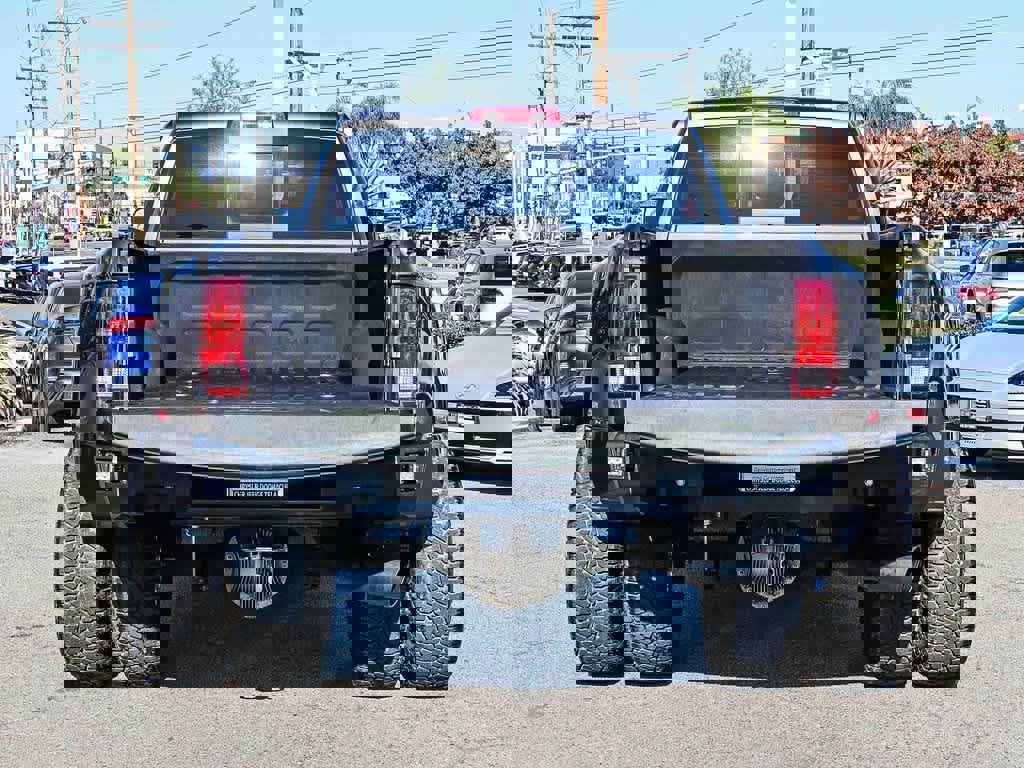 Used 2017 RAM 3500 SLT w/ Luxury Group image 6