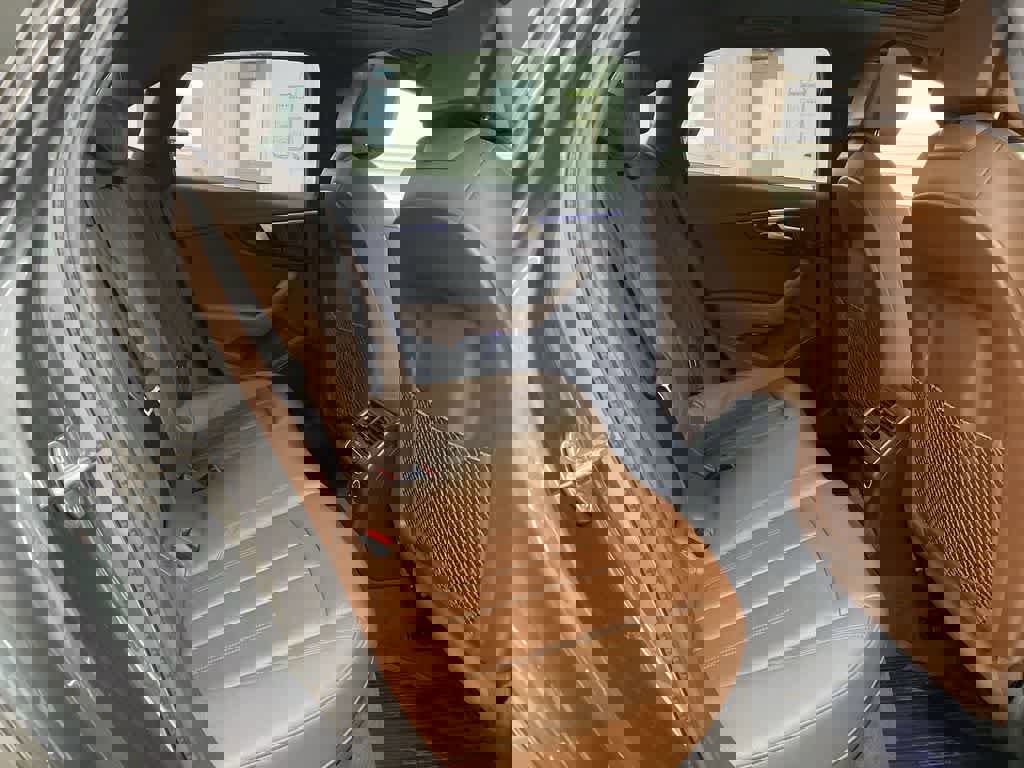 Used 2018 Audi A4 2.0T Prestige w/ Prestige Package image 19