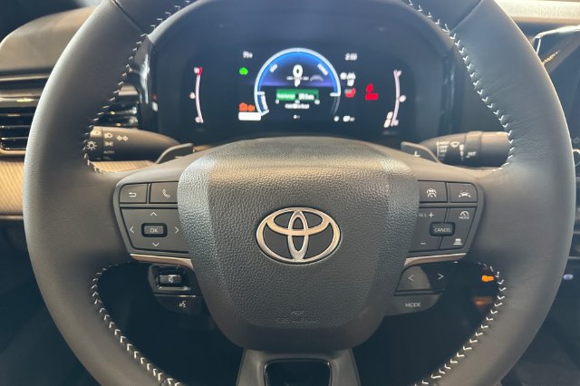 Used 2026 Toyota Camry SE w/ Convenience Package FWD image 27