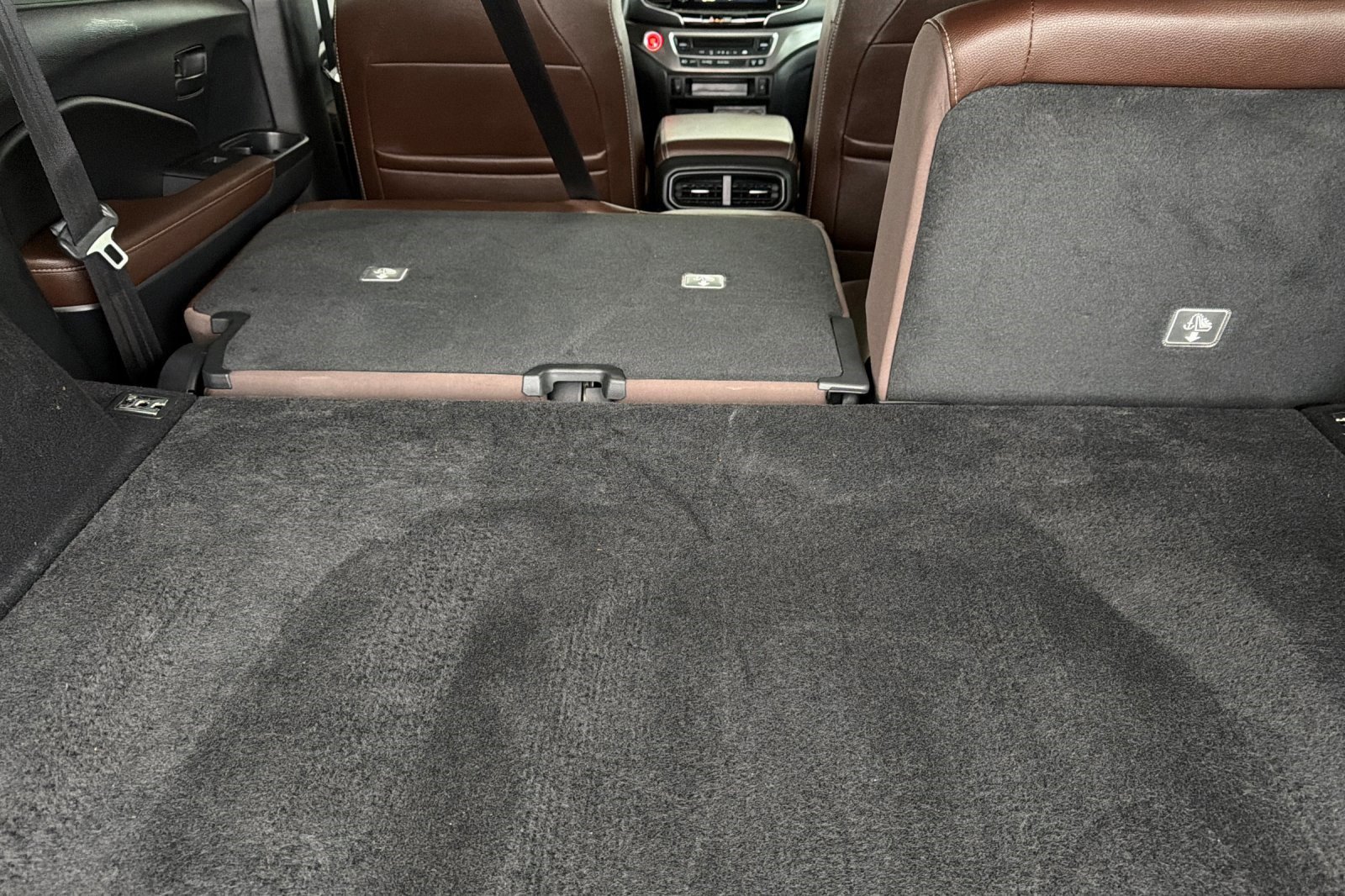 Certified 2025 Honda Passport EX-L image 32