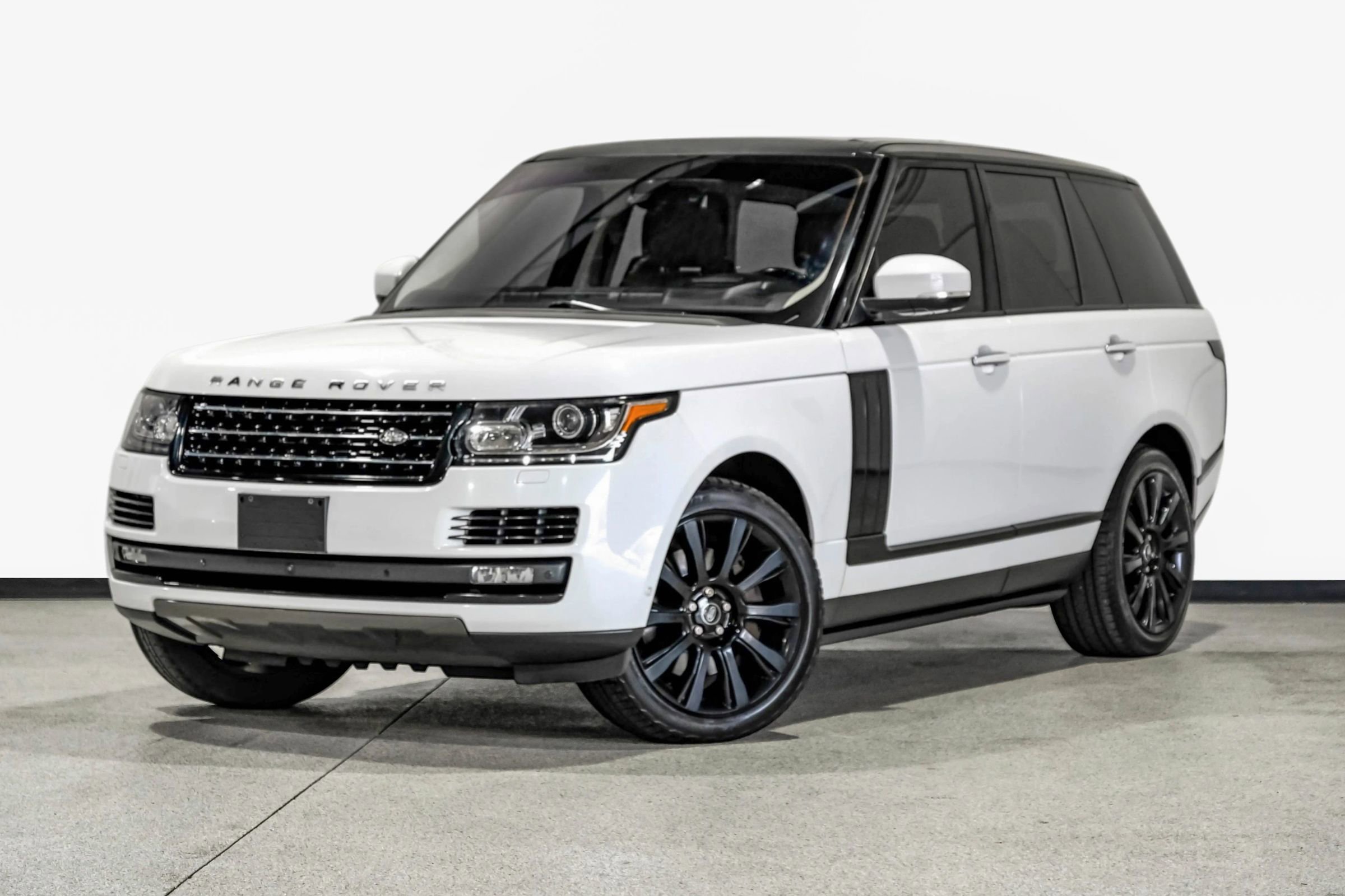 Used 2016 Land Rover Range Rover Autobiography image 2