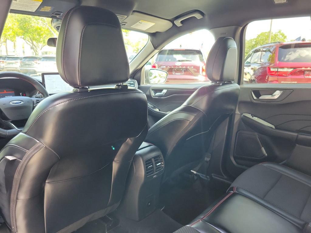 Certified 2023 Ford Escape ST-Line w/ Tech Pack #1 FWD image 9