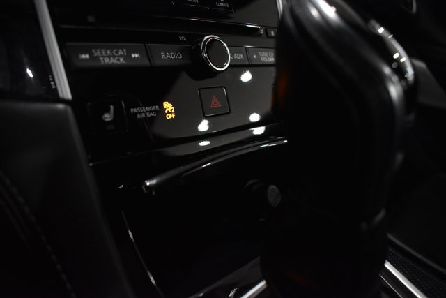 Used 2017 INFINITI Q60 Red Sport 400 image 24