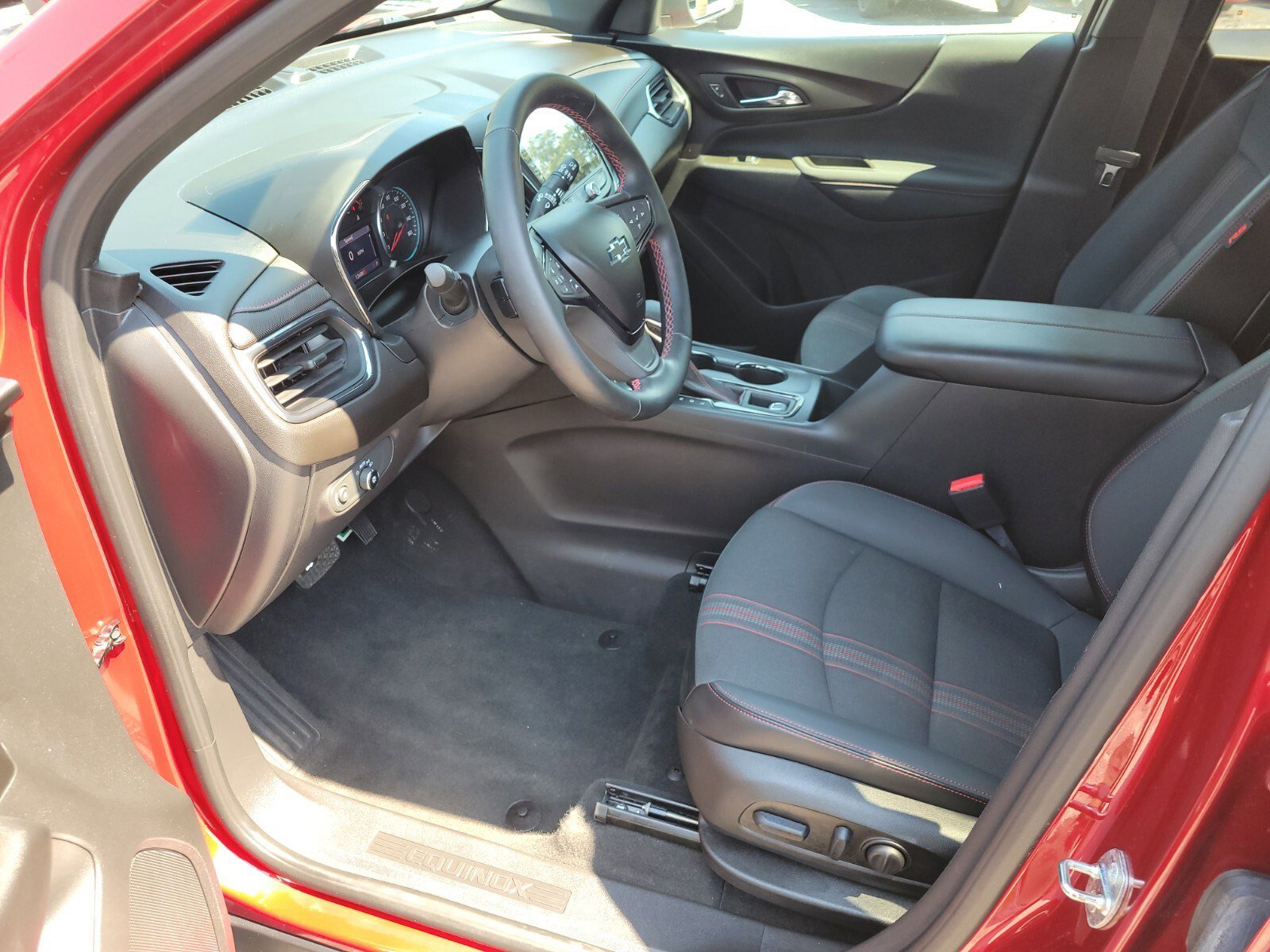 Used 2023 Chevrolet Equinox RS image 20