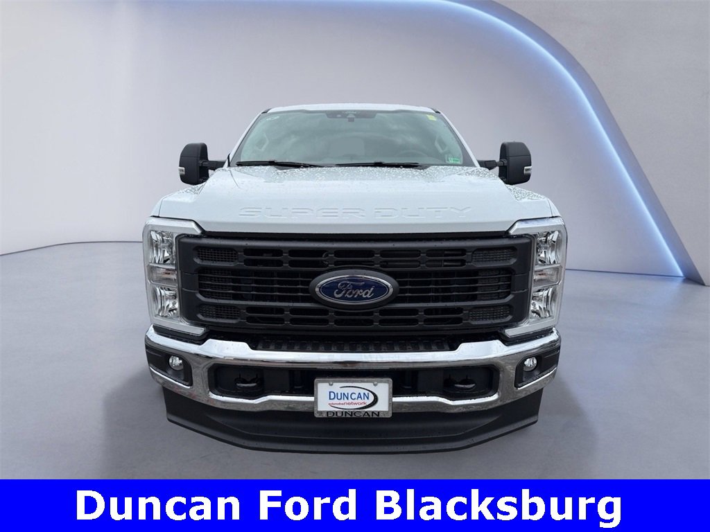 New 2026 Ford F350 XL w/ FX4 Off-Road Package image 8