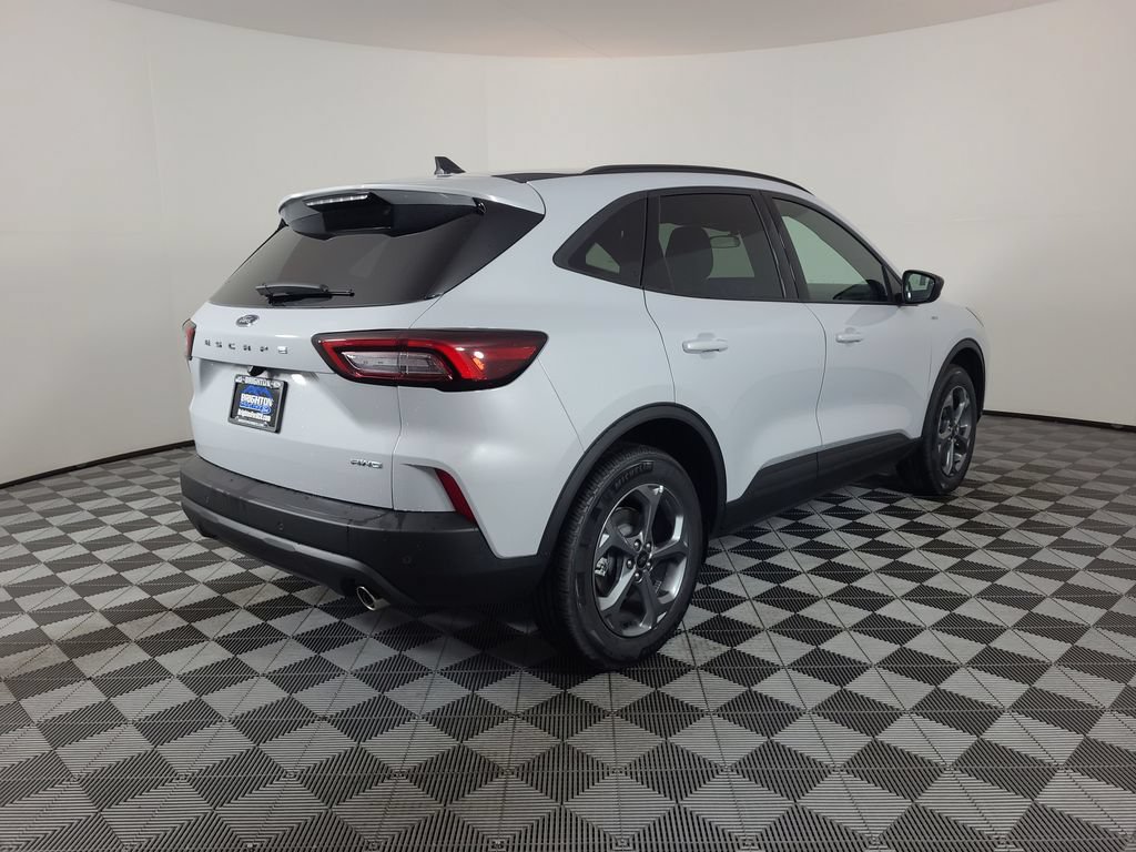 New 2026 Ford Escape ST-Line w/ Tech Pack #1 AWD/4WD image 3