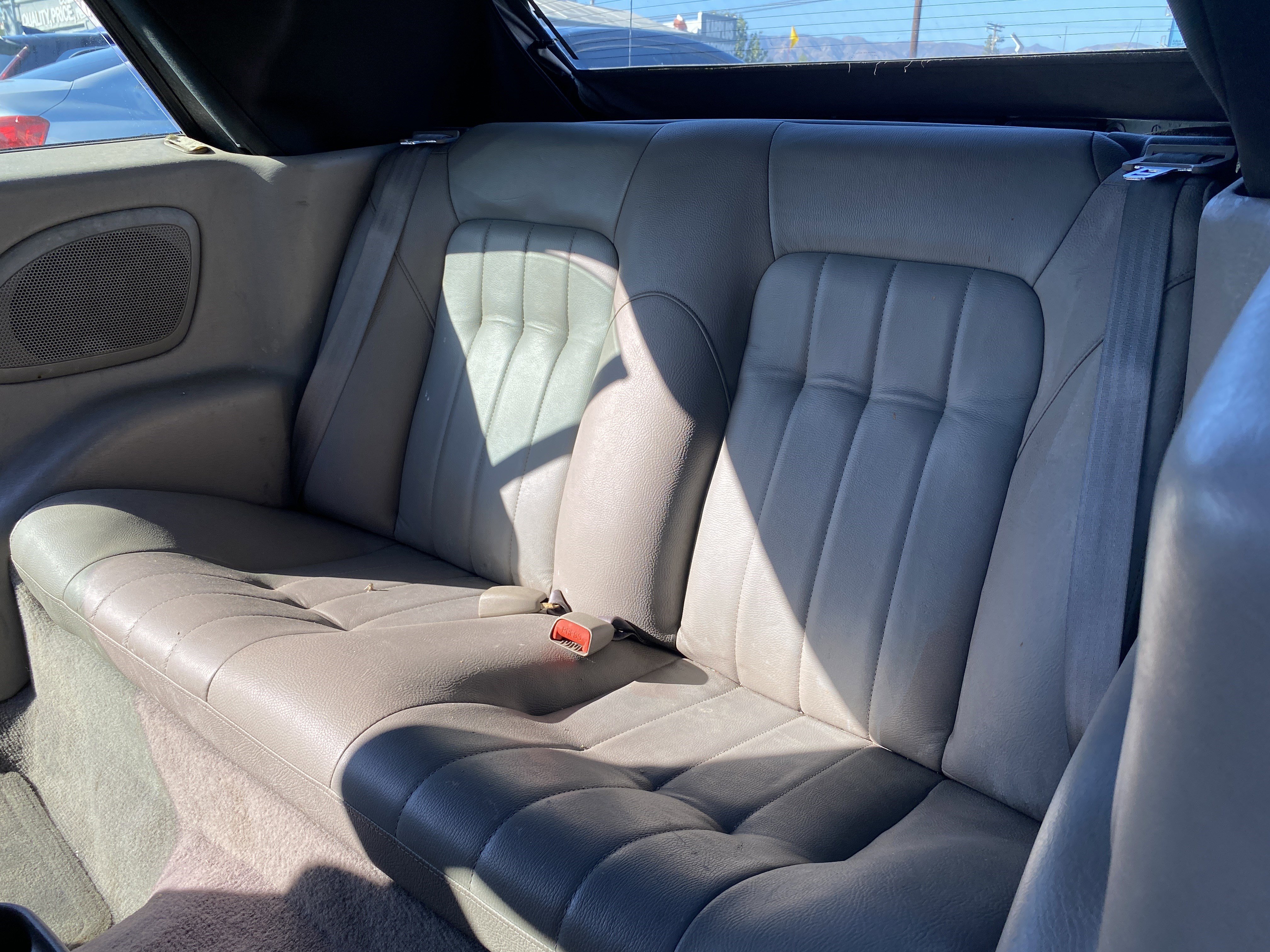 Used 2001 Chrysler Sebring LXi image 10