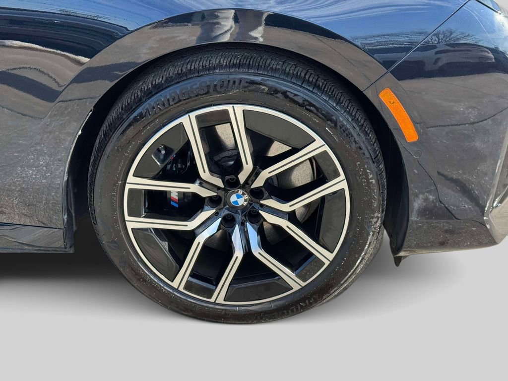 Certified 2025 BMW i7 eDrive50 w/ M Sport Package image 7