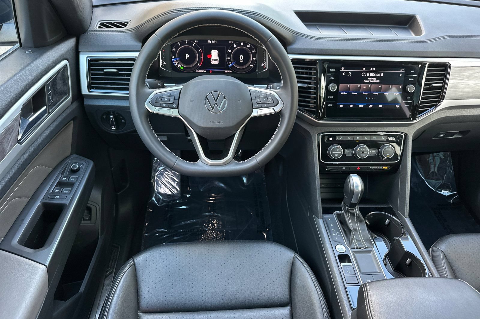 Used 2023 Volkswagen Atlas Cross Sport SE FWD image 13