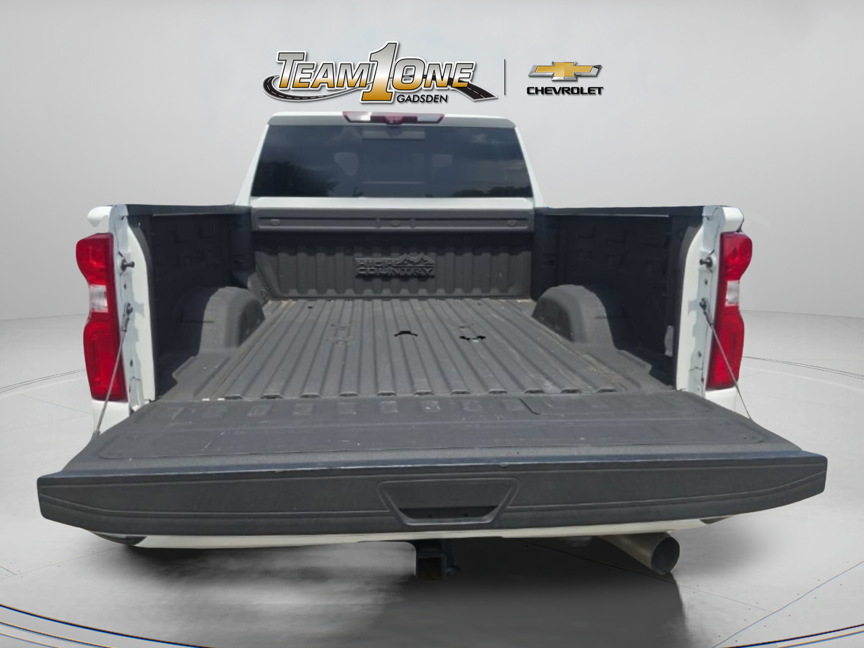 Used 2023 Chevrolet Silverado 2500 High Country w/ Z71 Off-Road Package AWD/4WD image 12