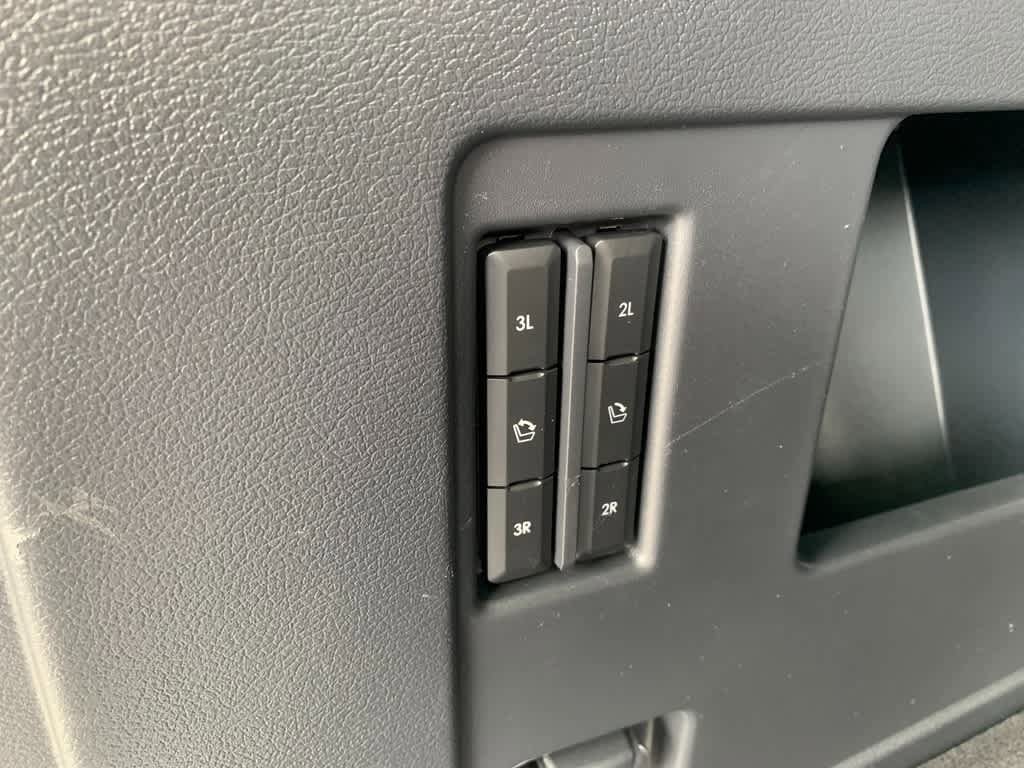 Used 2024 Lincoln Navigator Reserve image 6