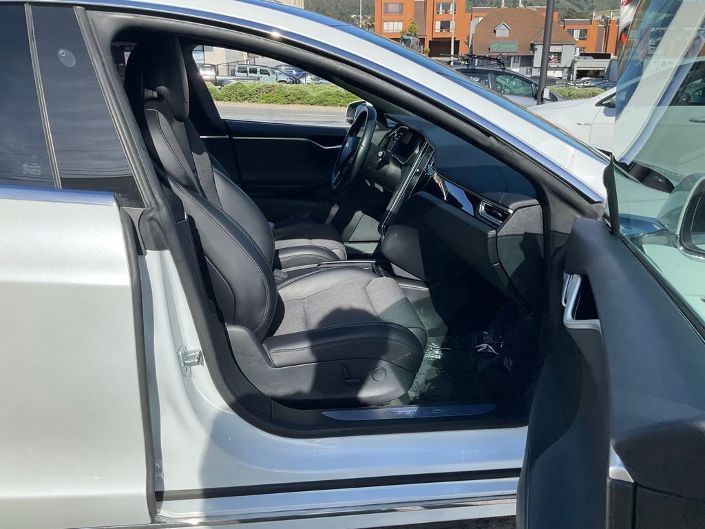 Used 2017 Tesla Model S 75 RWD image 59