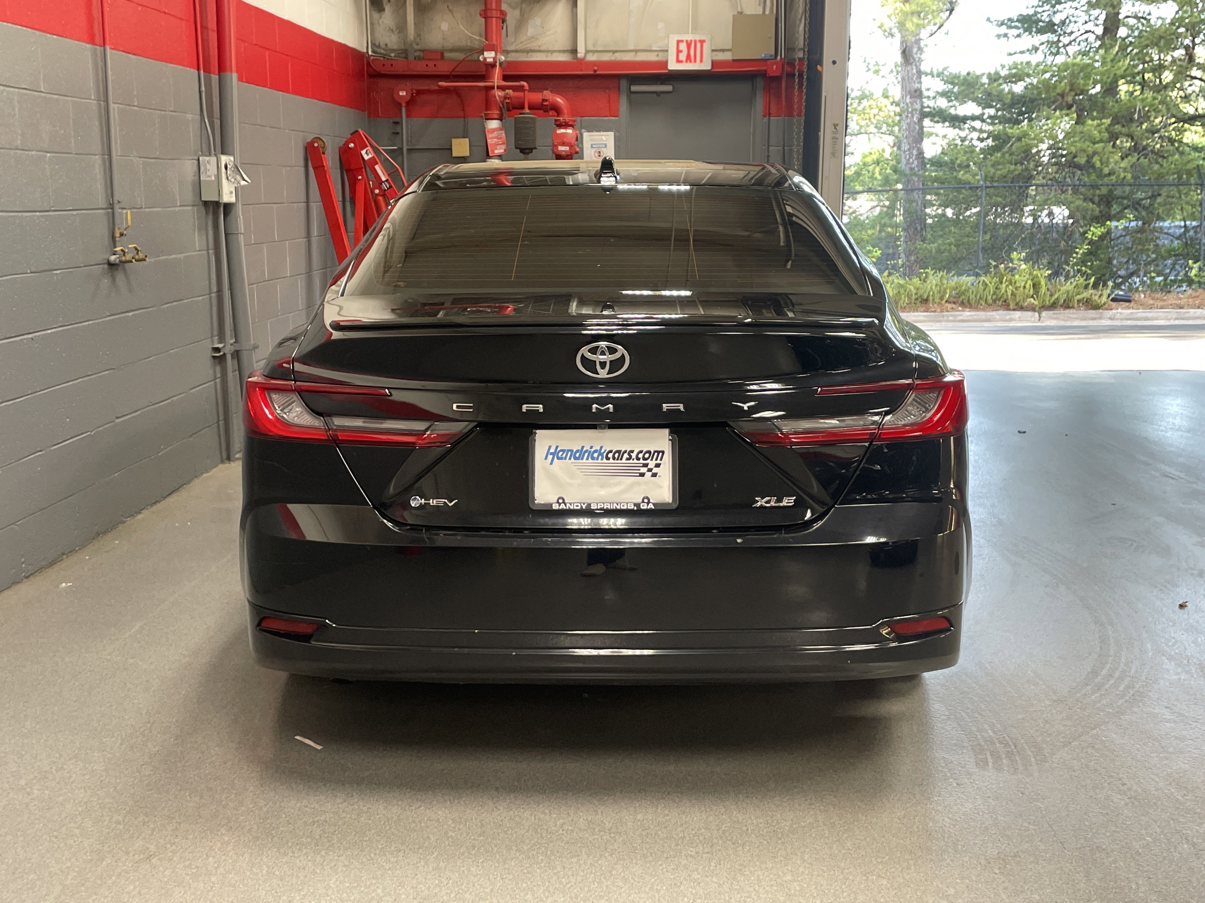 Certified 2025 Toyota Camry XLE FWD image 9