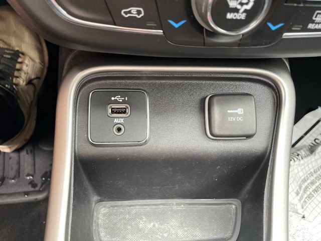 Used 2020 Jeep Compass Latitude FWD image 18