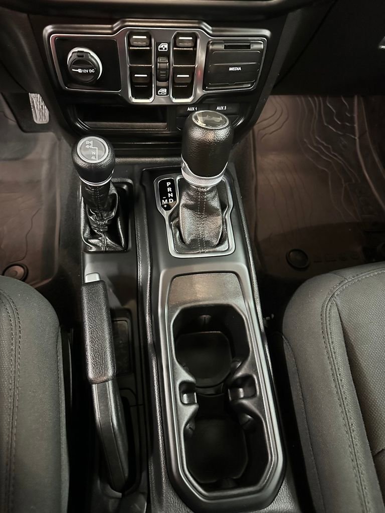 Used 2022 Jeep Wrangler Unlimited Sport image 20