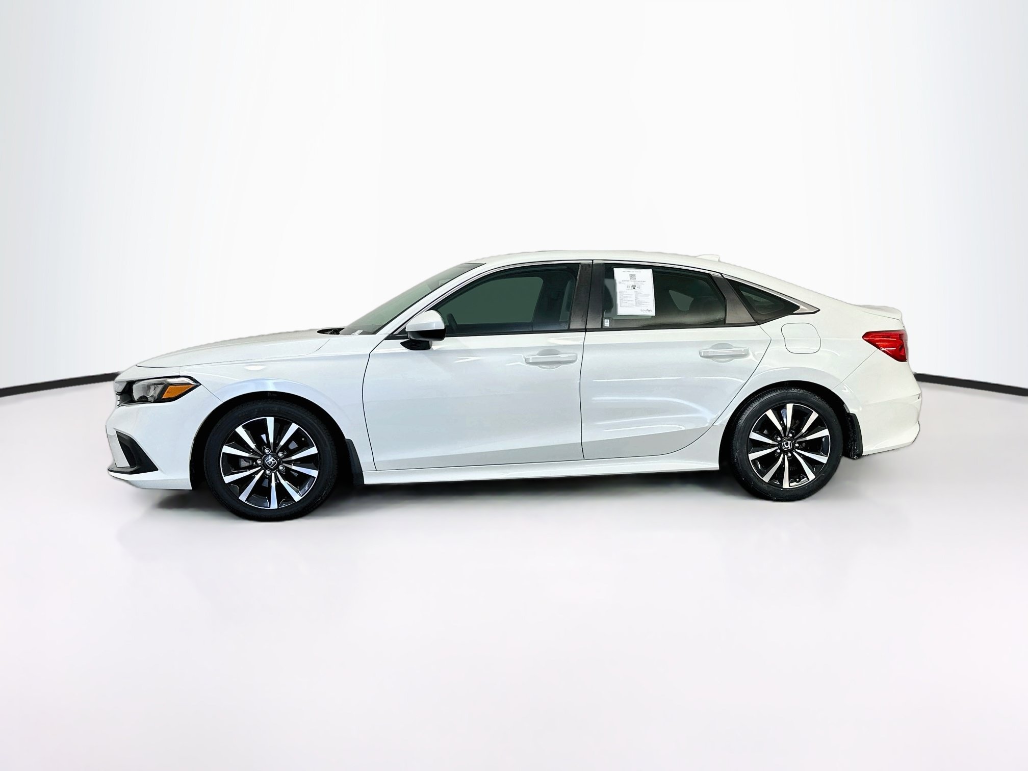Used 2023 Honda Civic EX image 4