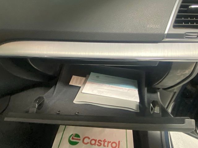 Certified 2025 Volvo XC90 B5 Core image 30