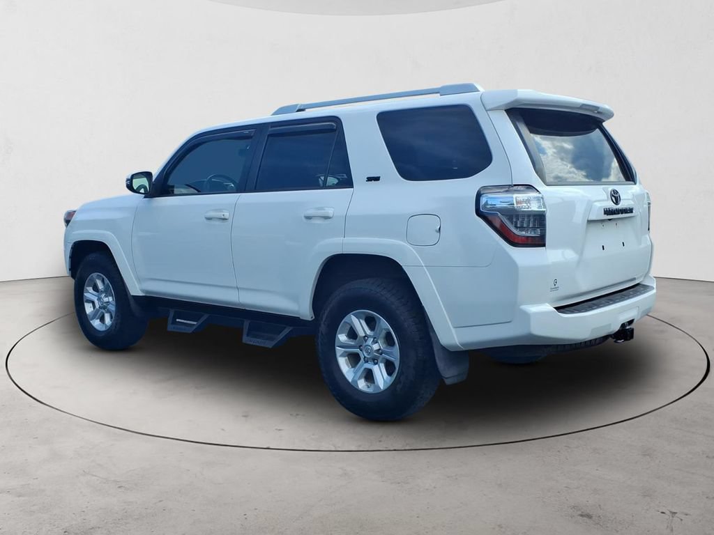 Used 2018 Toyota 4Runner SR5 Premium AWD/4WD image 7