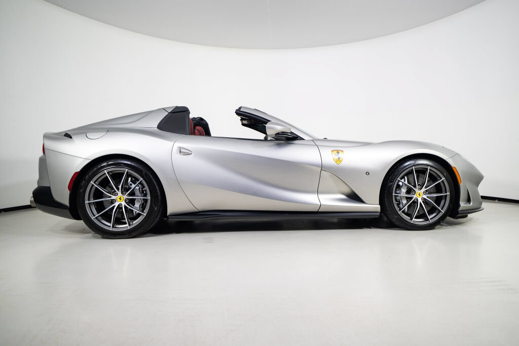 Certified 2022 Ferrari 812 GTS RWD image 17