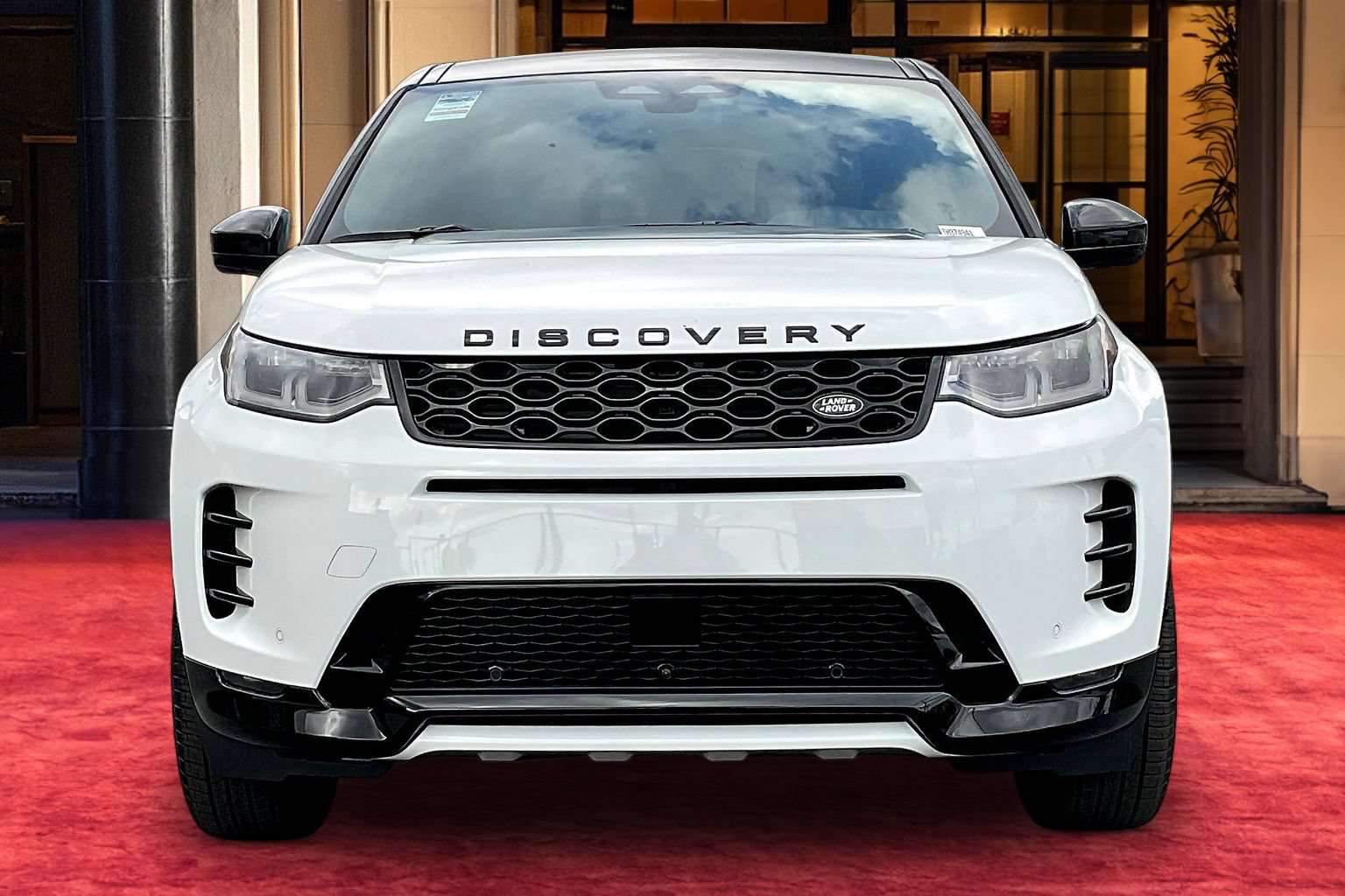 New 2026 Land Rover Discovery Sport Landmark AWD/4WD image 2