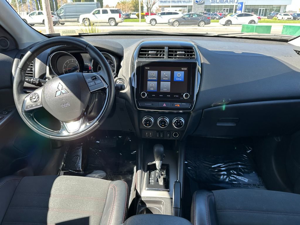 Used 2025 Mitsubishi Outlander Sport SE image 17